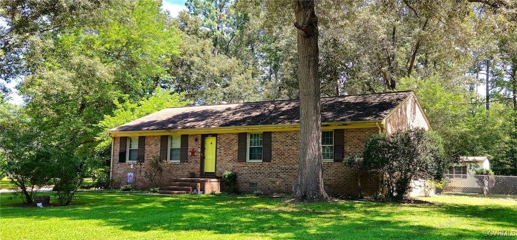 19333 Eanes Rd, Petersburg, VA 23803 - photo 1