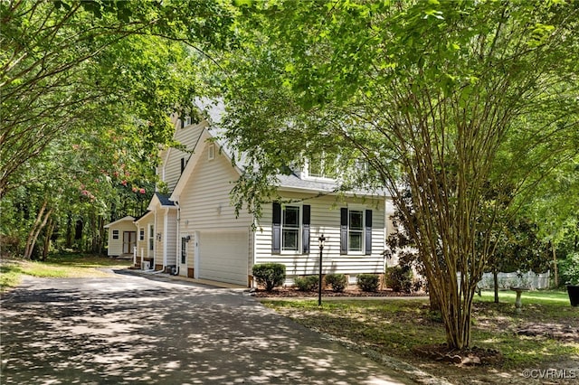 9137 Olde Hartley Dr, Glen Allen, VA 23060 - photo 2