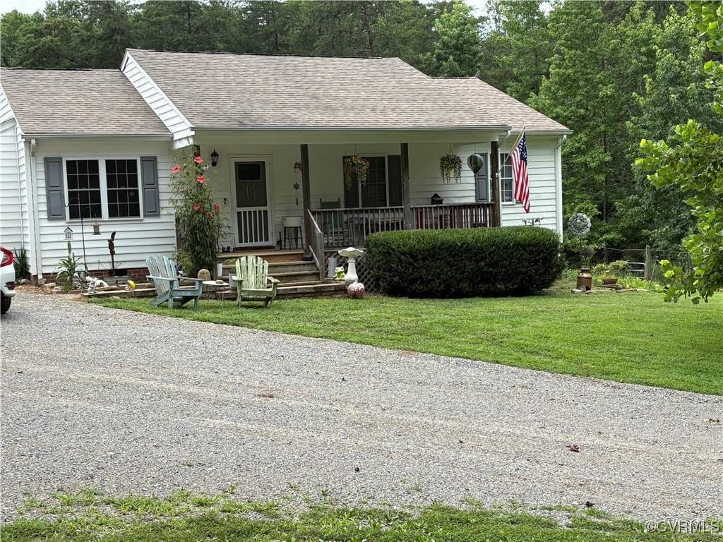 1799 W Chapel Dr, Louisa, VA 23024 - photo 2