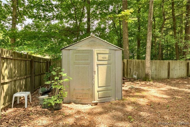6592 Lake View Dr, Gloucester, VA 23061 - photo 21