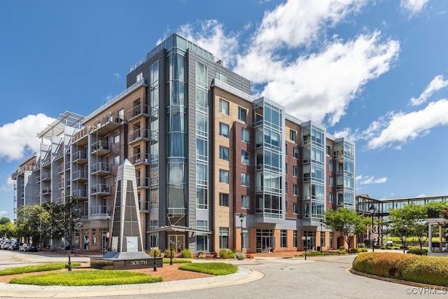 210 Rocketts Way Unit 310, Henrico, VA 23231 - photo 1