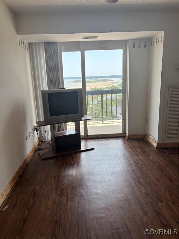 3558 Shore Dr Unit 903, Virginia Beach, VA 23455 - photo 11