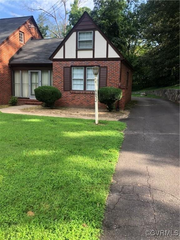 8832 Lyndale Dr, Chesterfield, VA 23235 - photo 2