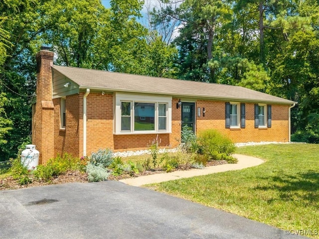 8070 Meadow Dr, Mechanicsville, VA 23111 - photo 2