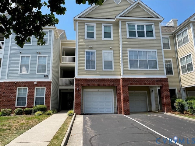 734 Bristol Village Dr Unit 302, Midlothian, VA 23114 - photo 1
