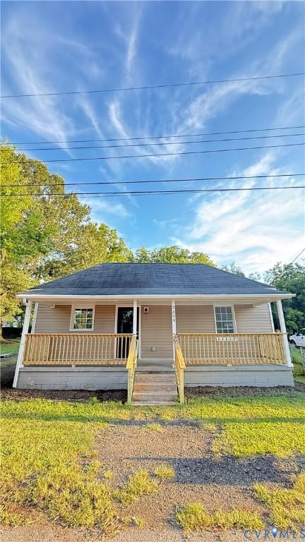 2304 Gordon St, Hopewell, VA 23860 - photo 1