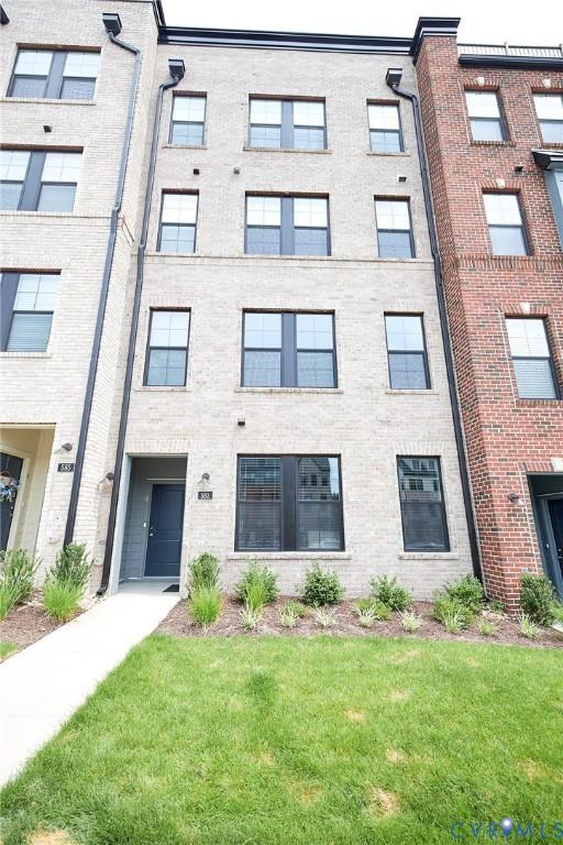 583 Hazel Pl Unit B, Glen Allen, VA 23233 - photo 2