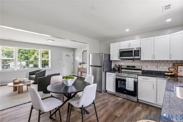 15907 Meridian Ave, Chester, VA 23831 - photo 7