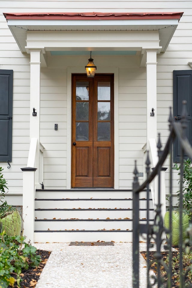 view of property entrance