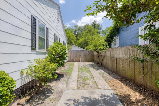 4932 N Rhett Ave, North Charleston, SC 29405 - view of fenced backyard