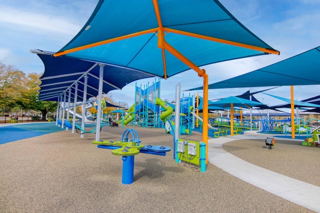 4932 N Rhett Ave, North Charleston, SC 29405 - view of community jungle gym