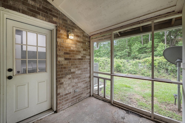 2045 Rondo St Unit B, Charleston, SC 29414 - unfurnished sunroom featuring vaulted ceiling