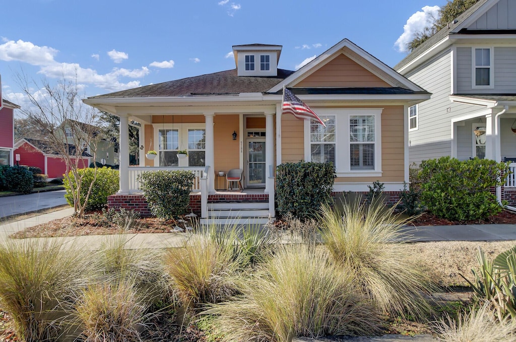 bungalow-style house featuring a porch