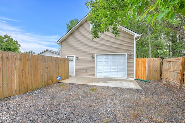 337 Price St, Goose Creek, SC 29445 - garage featuring driveway