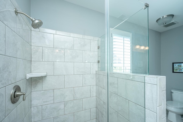 415 Watergrass Way, Summerville, SC 29485 - full bathroom featuring tiled shower, visible vents, and toilet