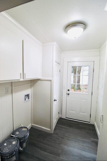 1925 Kerry St, North Charleston, SC 29406 - washroom featuring dark wood finished floors, hookup for a washing machine, and cabinet space