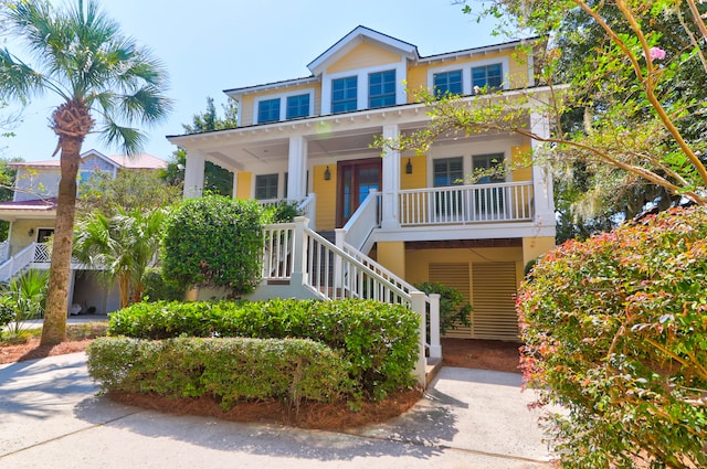 view of front of home with covered porch