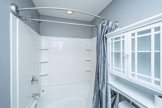 511 Nandina Dr, Goose Creek, SC 29445 - full bathroom with shower / bath combo
