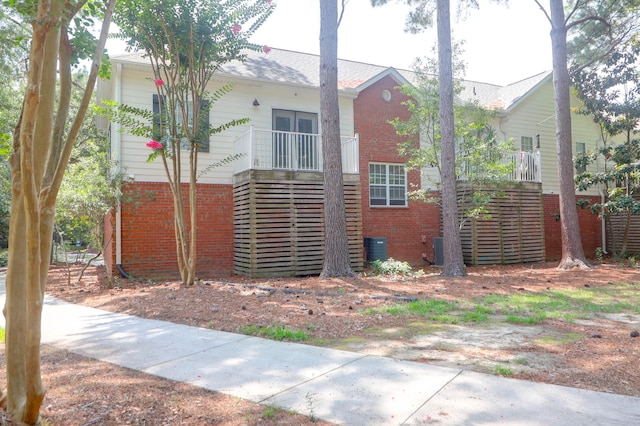 1604 Basildon Rd, Mount Pleasant, SC 29466 - view of home's exterior with brick siding