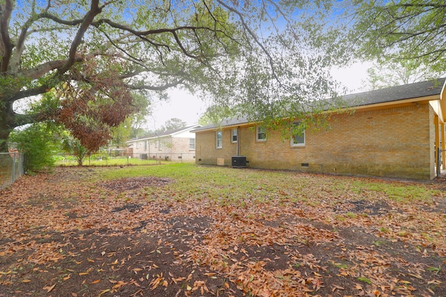 1873 Hazelwood Dr, Charleston, SC 29407 - view of yard featuring cooling unit and fence