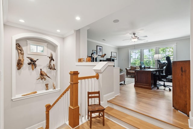 office featuring light wood-style flooring, crown molding, ceiling fan, and recessed lighting
