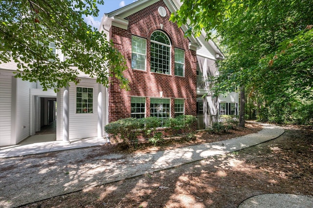 115 Golfview Ln, Summerville, SC 29485 - view of front facade with brick siding