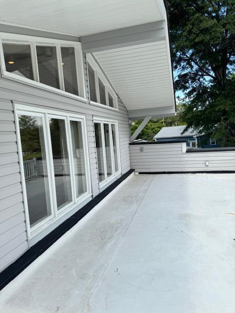 1129 Levi St, Manning, SC 29102 - view of patio / terrace