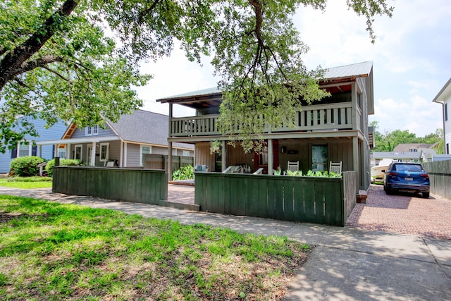 325 Orange St, Georgetown, SC 29440 - view of front of property featuring board and batten siding