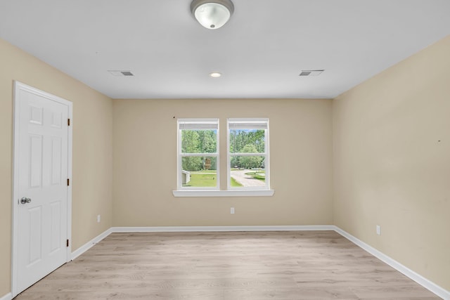 62 Wexford Way, Walterboro, SC 29488 - spare room featuring light wood-type flooring, baseboards, and recessed lighting