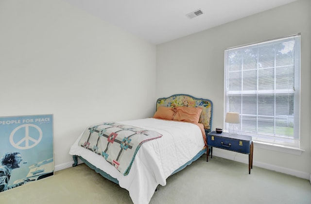 bedroom featuring carpet flooring