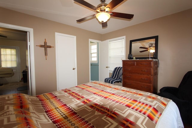 bedroom with ceiling fan