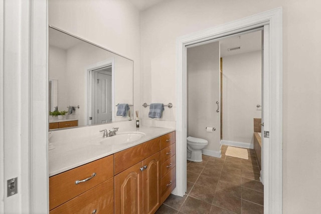 full bathroom featuring toilet, vanity, a shower, a bath, and baseboards