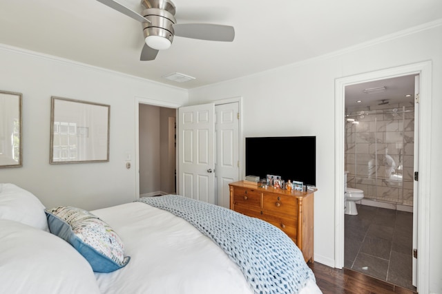 bedroom featuring connected bathroom, a ceiling fan, crown molding, and visible vents