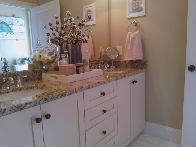 bathroom with vanity