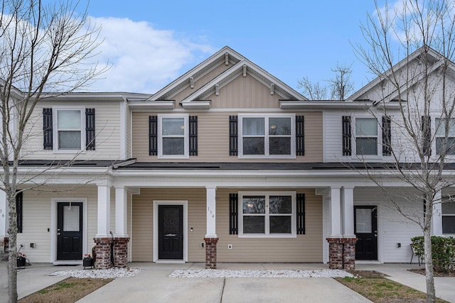 view of front of property with a porch