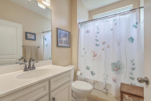 full bathroom with shower / bathtub combination with curtain, vanity, and toilet