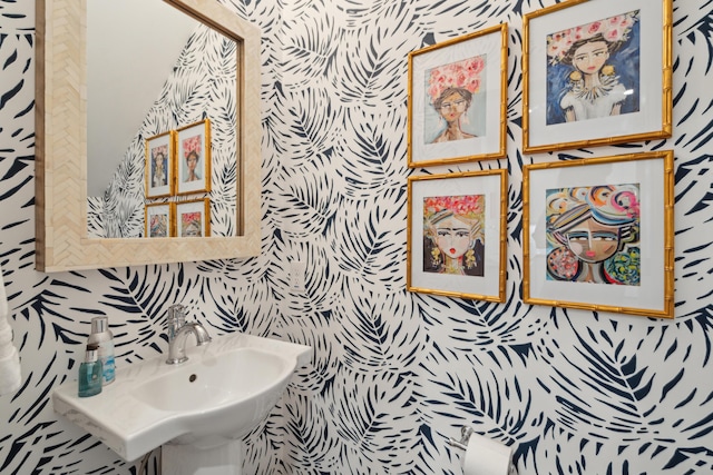 137 Bratton Cir, Mount Pleasant, SC 29464 - bathroom featuring wallpapered walls and a sink