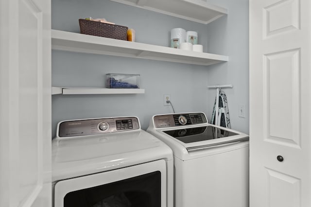 1179 Holly Bend Dr, Mount Pleasant, SC 29466 - washroom with washer and clothes dryer