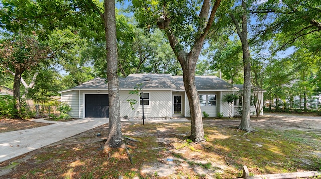 4162 Murrells Inlet Rd, Murrells Inlet, SC 29576 - view of front of home featuring driveway and a garage