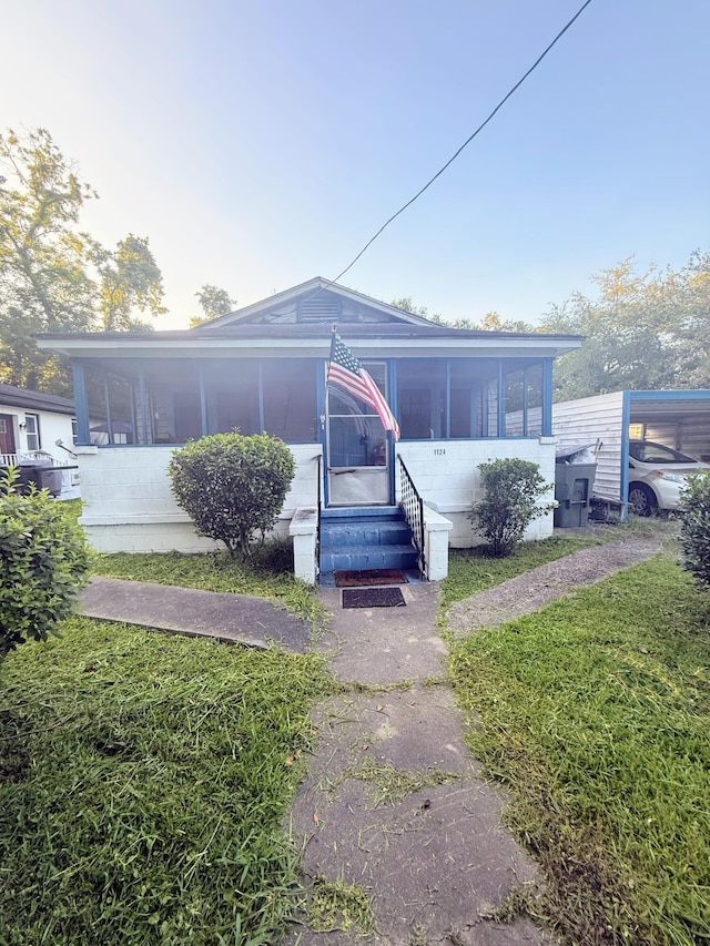 1124 Davidson Ave, Charleston, SC 29407 - view of front of property with a sunroom