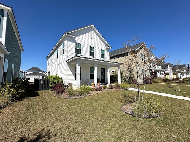 view of front facade featuring a front lawn