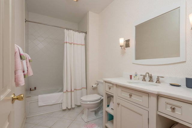 14 Royal Beach Dr, Kiawah Island, SC 29455 - bathroom featuring toilet, tile patterned flooring, vanity, and shower / bath combo