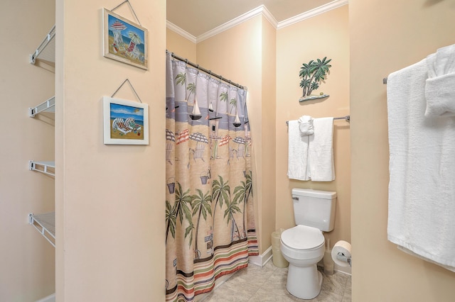 2393 Folly Rd Unit 1G, Folly Beach, SC 29439 - full bathroom with ornamental molding, toilet, baseboards, and curtained shower