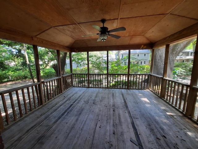 deck with a ceiling fan