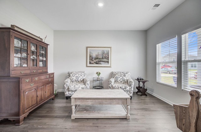 493 Spanish Wells Rd, Summerville, SC 29486 - living area with wood finished floors and recessed lighting