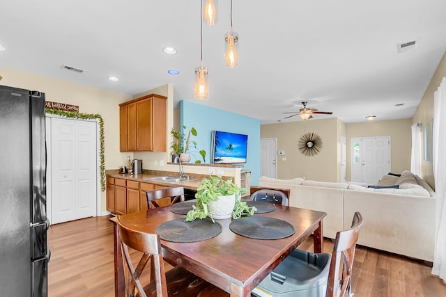252 Island Green Rd, Goose Creek, SC 29445 - dining area featuring light wood-style floors, a ceiling fan, and recessed lighting