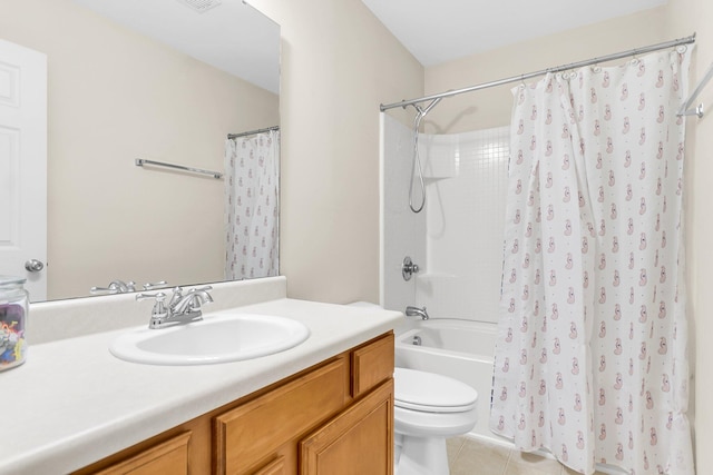 252 Island Green Rd, Goose Creek, SC 29445 - bathroom featuring vanity, shower / bath combo with shower curtain, toilet, and tile patterned flooring