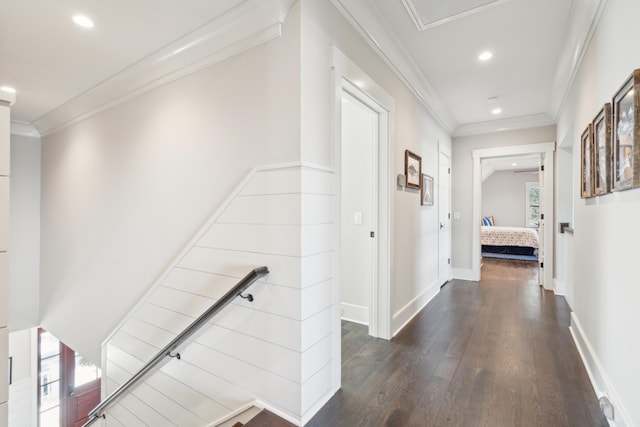 hallway featuring baseboards, visible vents, recessed lighting, ornamental molding, and dark wood-type flooring