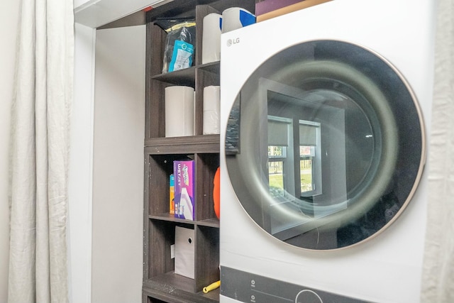 407 Tammie Ave, Goose Creek, SC 29445 - details featuring stacked washer and dryer