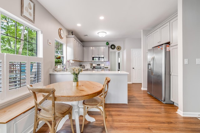 261 Mossy Oak Way, Mount Pleasant, SC 29464 - dining room featuring light wood-style floors, recessed lighting, and baseboards
